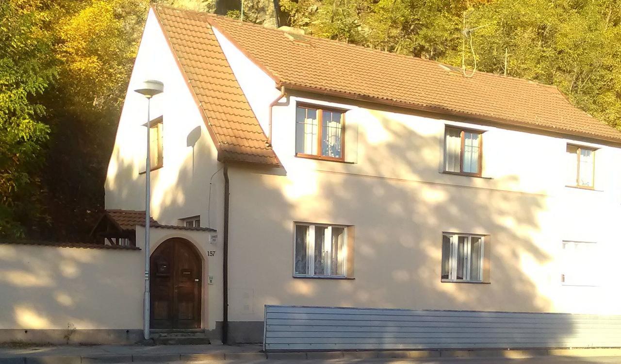 Penzion Marjánka Hluboká nad Vltavou Esterno foto